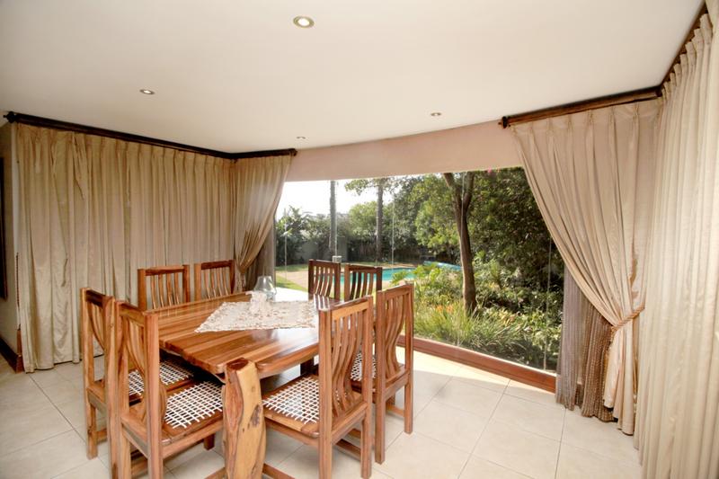 5 Bedroom Property for Sale in Linkside Western Cape
